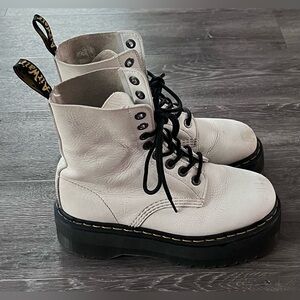 Womens DR MARTENS Pascal Max platform boots sz 8